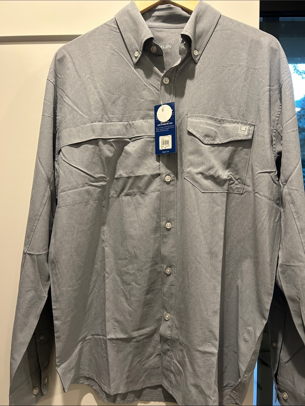 Huk fishing shirt size medium